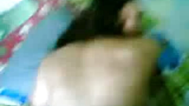 MWANAFUNZI Mrembo Bambi Barton ananyonywa kwenye uume wake baada ya ngono