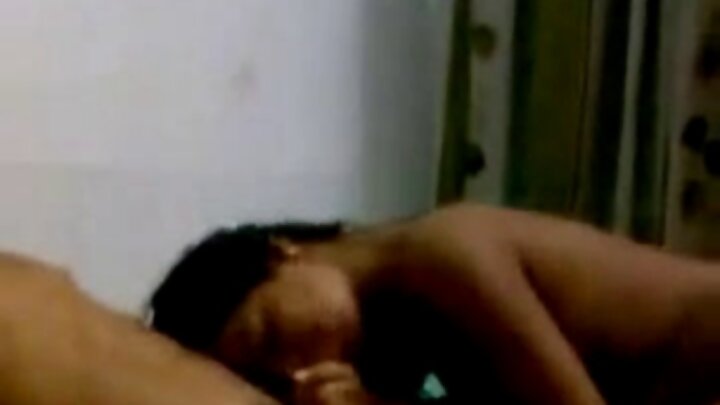 Mjakazi mwenye nywele nyekundu hakutarajia kupata creampie baada ya ngono.