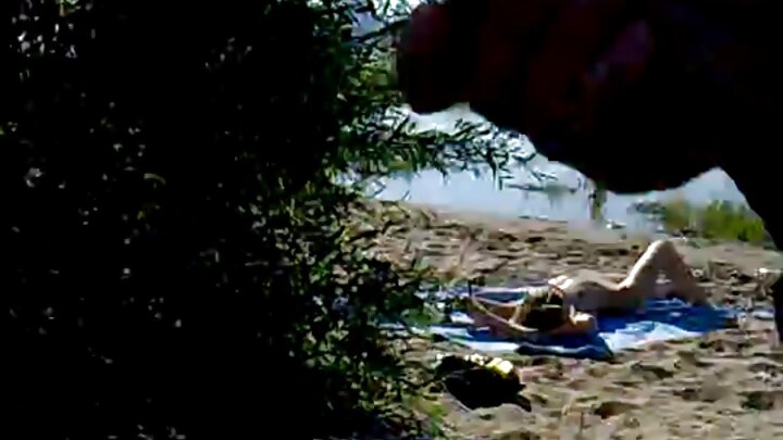 Wavulana walibadilishana MILF zenye matamanio kama swinger halisi