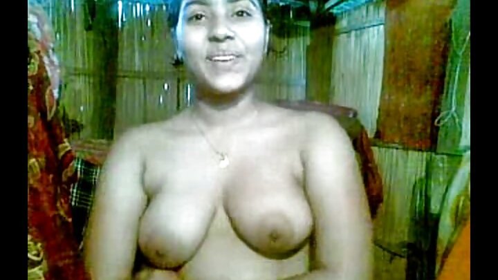 Kupeleleza jirani na kumtongoza kwenye bafu